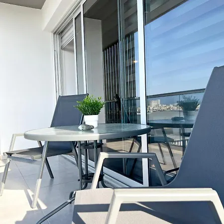 Albert's St. Lazarus 401 Apartment