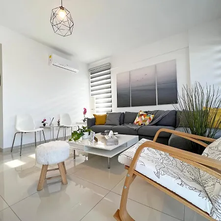 Albert's St. Lazarus 401 * 라르나카