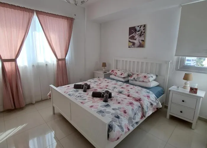 Appartement Albert's St. Lazarus 401 *